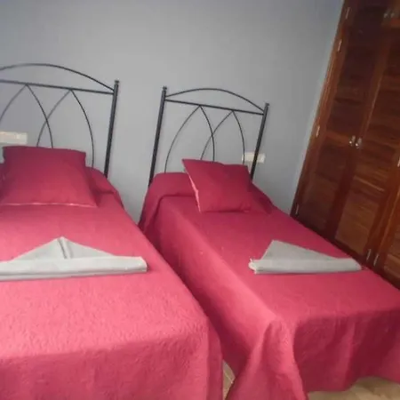 Apartment Playa Blanca Sleeps 4 Pool Wifi